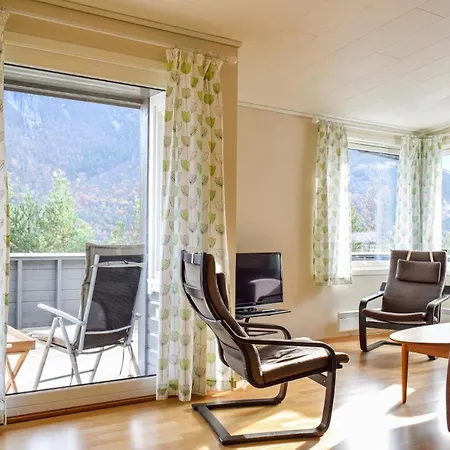 3 Bedroom Cozy In Forsand *