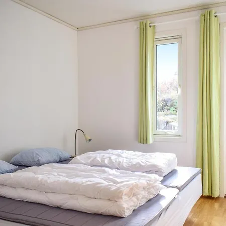 3 Bedroom Cozy In Forsand *