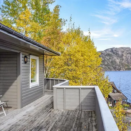 Hébergement de vacances 3 Bedroom Cozy In Forsand Jørpeland